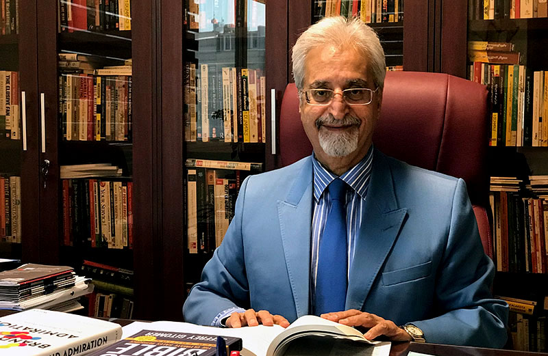 دکتر-احمد-روستا-